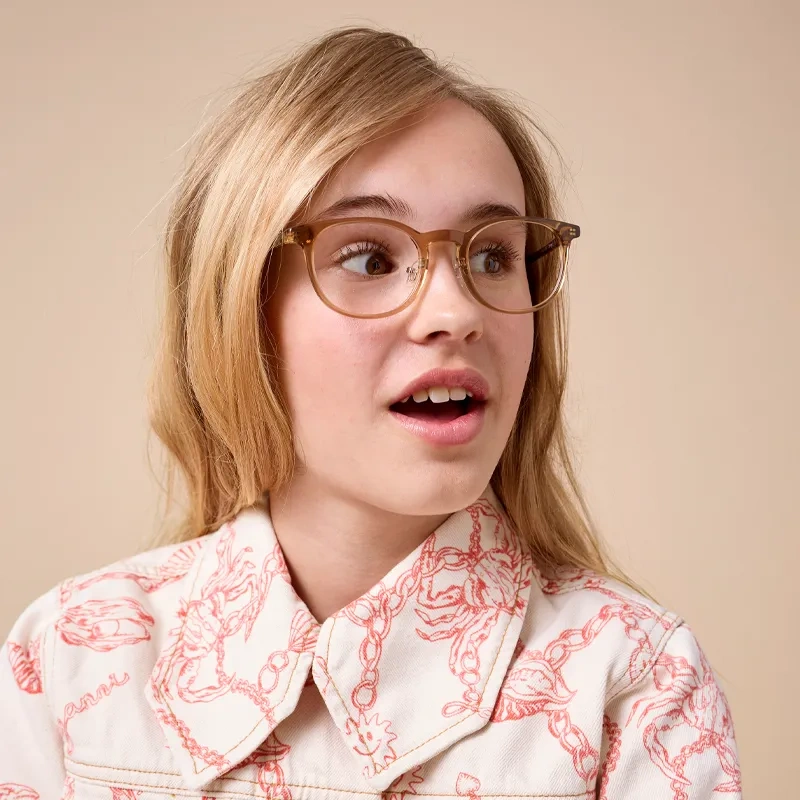 Modell ur Young-kollektionen